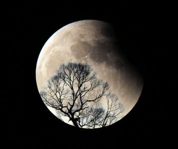 Full moon and Lunar Eclipse